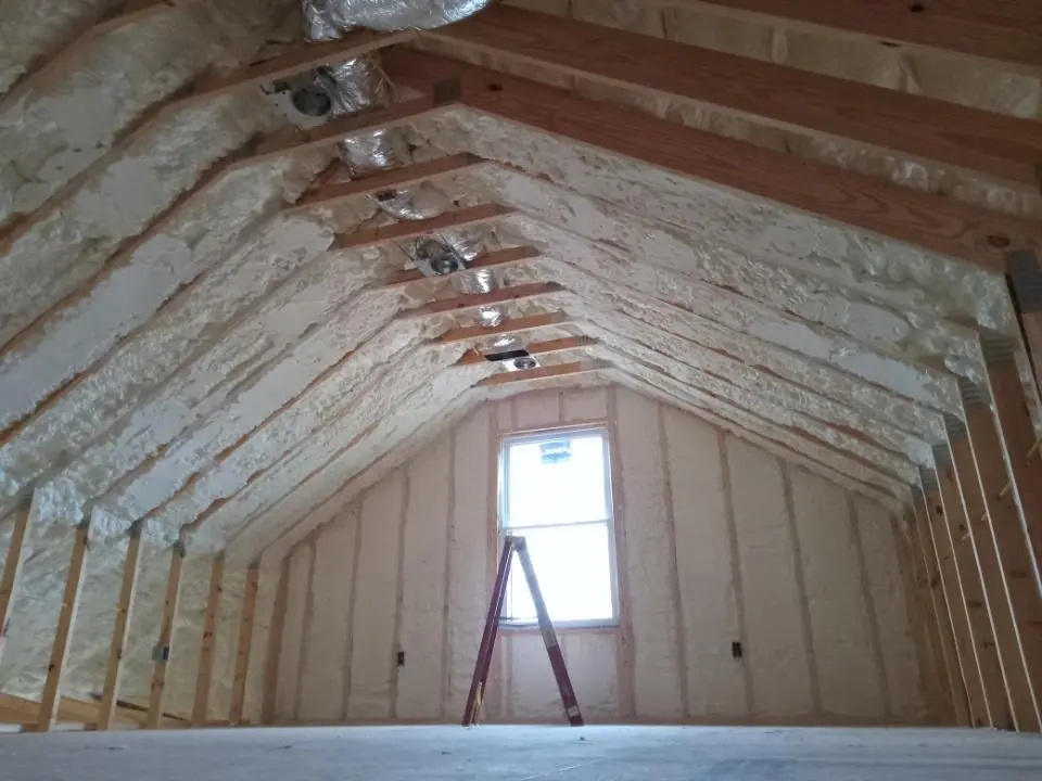Spray foam roofing application for Crawl Space Insulation project in Le Mars